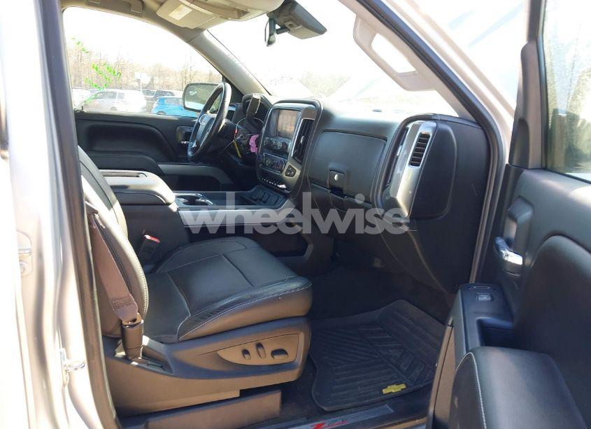 Photo 5 of 2016 Chevrolet Silverado 1500 2LZ (VIN 3GCUKSEC7GG141843)