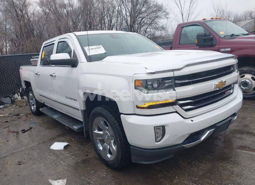 2018 Chevrolet Silverado 1500 2LZ (VIN 3GCUKSEC7JG223983) main photo