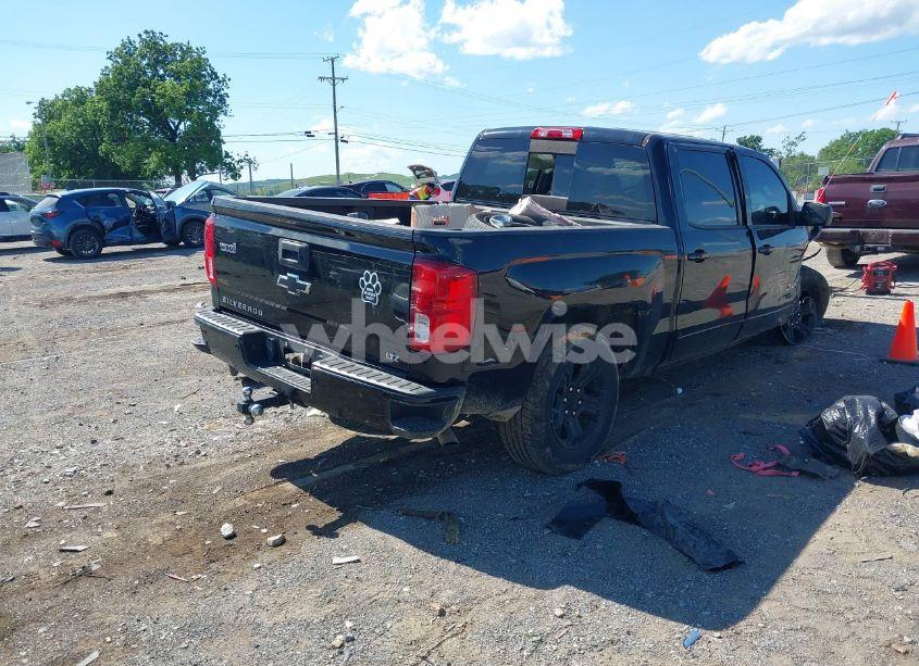 Photo 4 of 2018 Chevrolet Silverado 1500 2LZ (VIN 3GCUKSEC7JG554305)