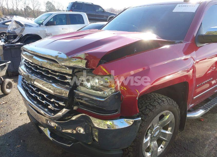 Photo 6 of 2018 Chevrolet Silverado 1500 1LZ (VIN 3GCUKSEC7JG629438)
