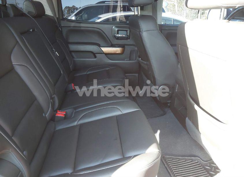 Photo 8 of 2018 Chevrolet Silverado 1500 1LZ (VIN 3GCUKSEC7JG629438)