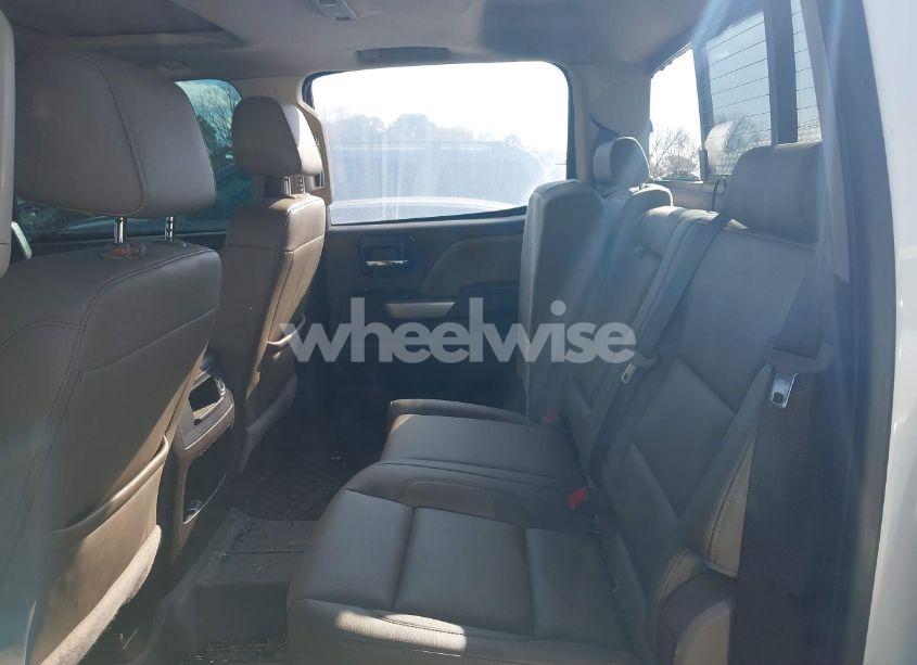 Photo 8 of 2018 Chevrolet Silverado 1500 2LZ (VIN 3GCUKSEC8JG326233)