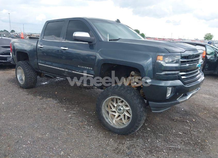 2018 Chevrolet Silverado 1500 2LZ (VIN 3GCUKSEC9JG223192) main photo