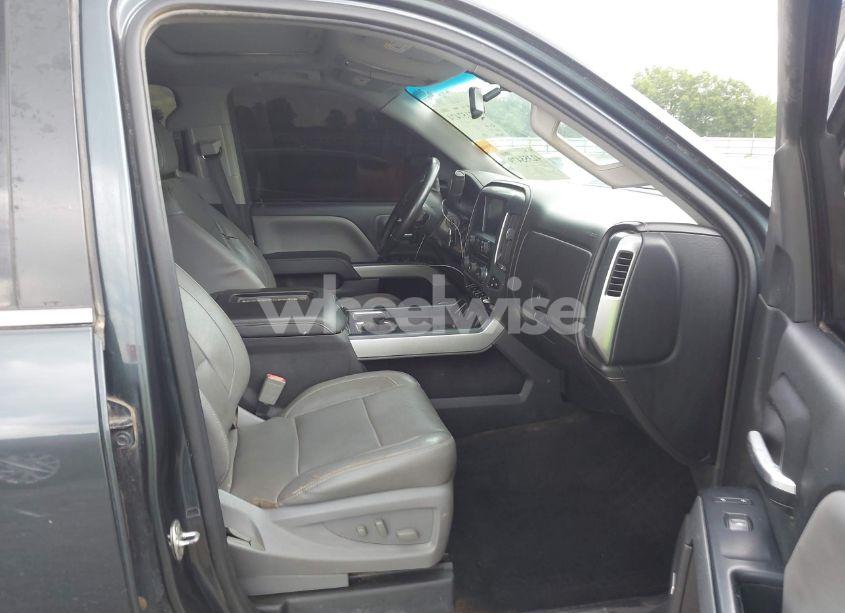 Photo 5 of 2018 Chevrolet Silverado 1500 2LZ (VIN 3GCUKSEC9JG223192)