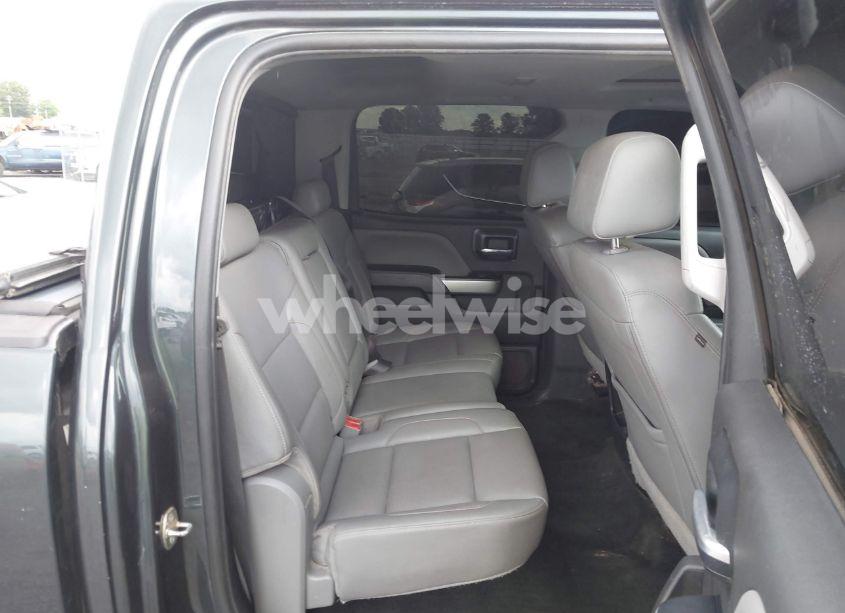 Photo 8 of 2018 Chevrolet Silverado 1500 2LZ (VIN 3GCUKSEC9JG223192)