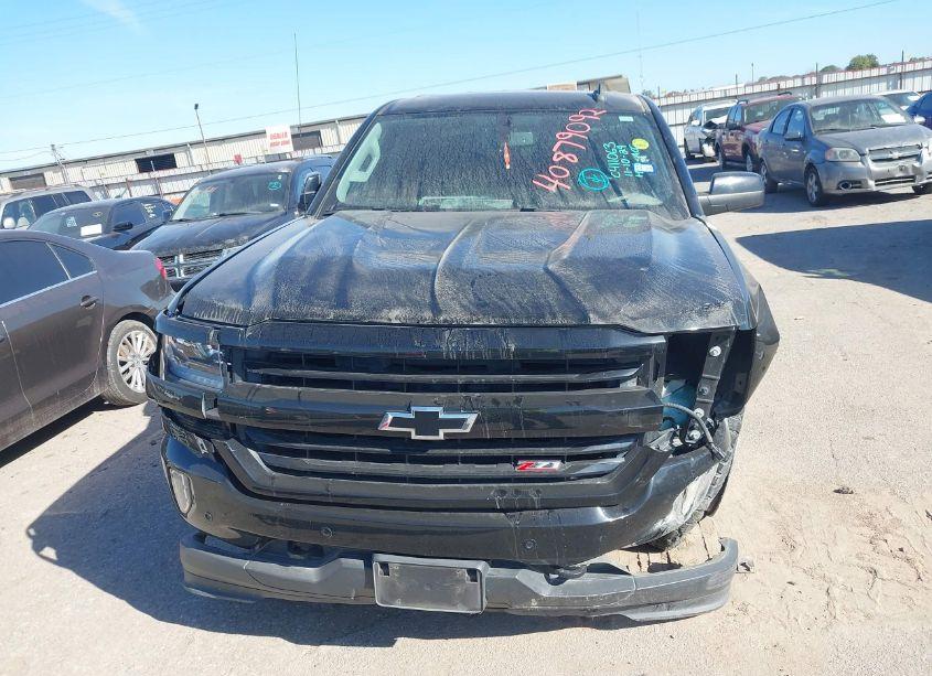 Photo 12 of 2018 Chevrolet Silverado 1500 2LZ (VIN 3GCUKSEC9JG588195)