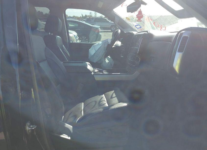 Photo 5 of 2018 Chevrolet Silverado 1500 2LZ (VIN 3GCUKSEC9JG588195)