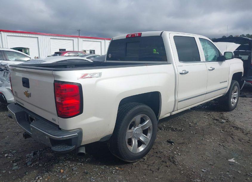 Photo 4 of 2015 Chevrolet Silverado 1500 2LZ (VIN 3GCUKSECOFG138586)