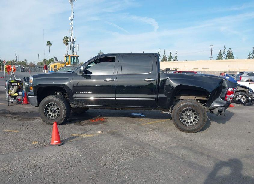 Photo 14 of 2015 Chevrolet Silverado 1500 1LZ (VIN 3GCUKSECXFG385128)