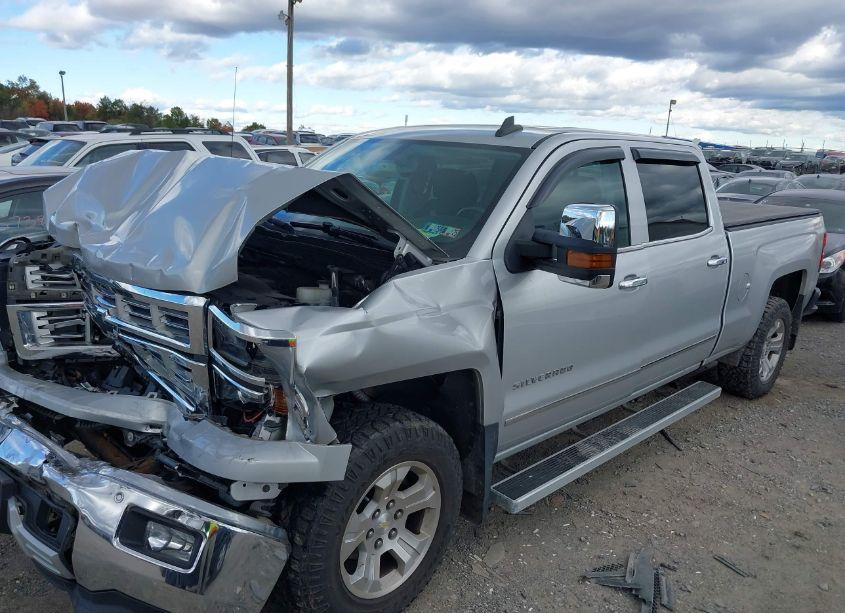 Photo 2 of 2015 Chevrolet Silverado 1500 2LZ (VIN 3GCUKSECXFG425353)