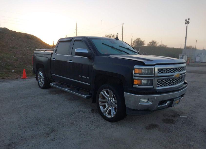 2015 Chevrolet Silverado 1500 1LZ (VIN 3GCUKSECXFG489988) main photo