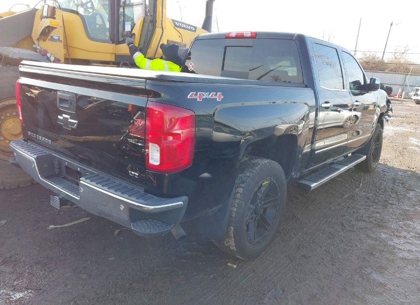 Photo 4 of 2016 Chevrolet Silverado 1500 1LZ (VIN 3GCUKSECXGG302430)