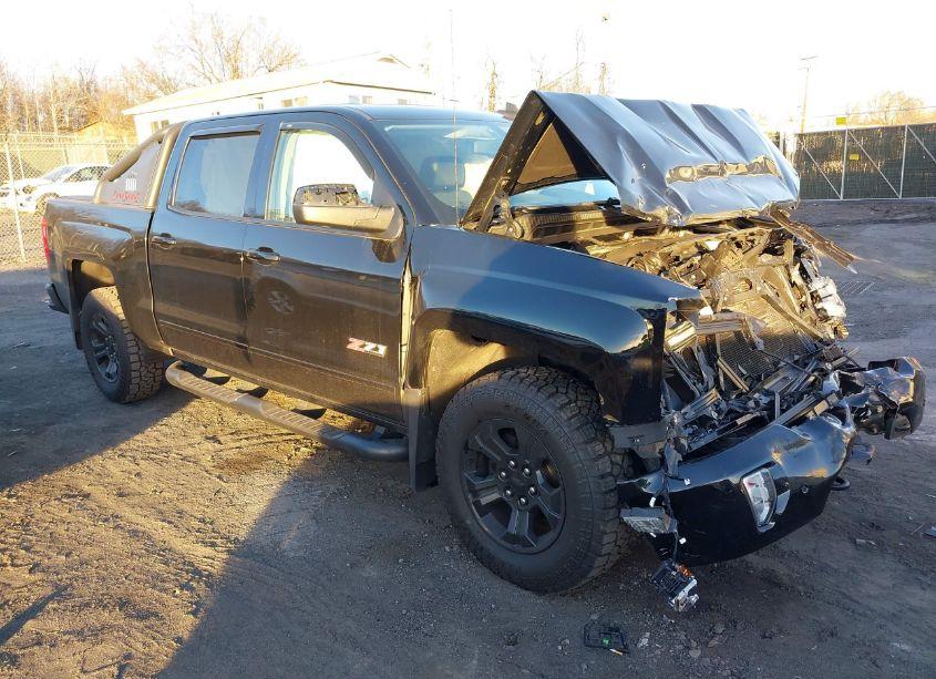 2017 Chevrolet Silverado 1500 2LZ (VIN 3GCUKSECXHG441765) main photo