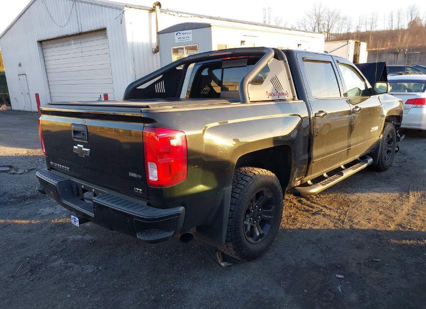 Photo 4 of 2017 Chevrolet Silverado 1500 2LZ (VIN 3GCUKSECXHG441765)