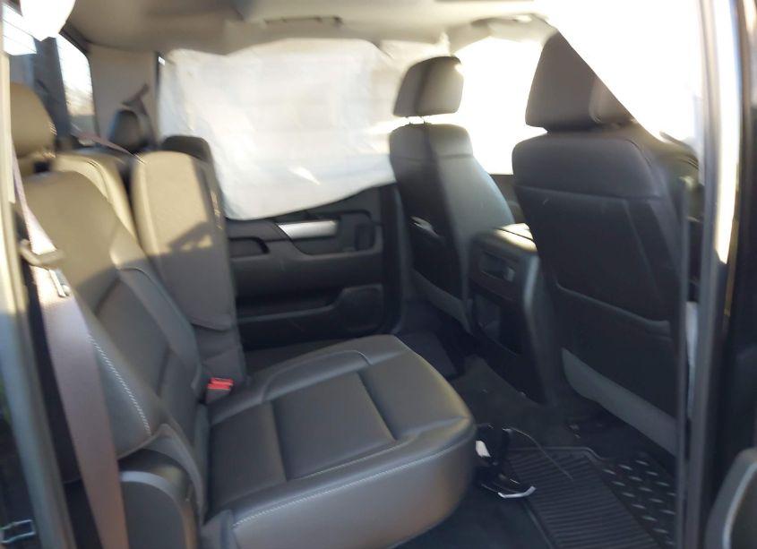 Photo 8 of 2017 Chevrolet Silverado 1500 2LZ (VIN 3GCUKSECXHG441765)