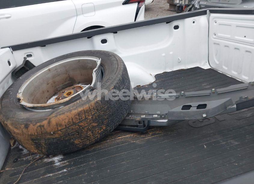 Photo 12 of 2018 Chevrolet Silverado 1500 1LZ (VIN 3GCUKSECXJG327822)