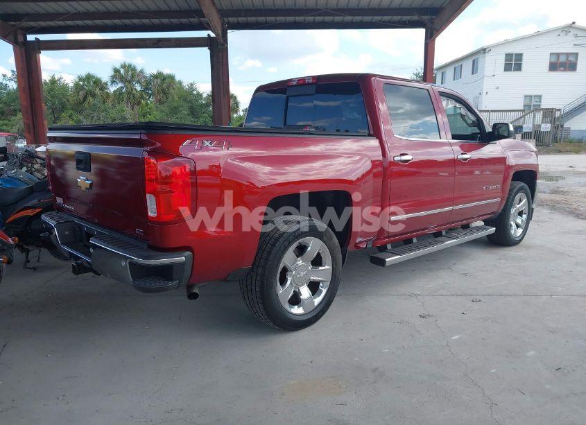 Photo 4 of 2018 Chevrolet Silverado 1500 1LZ (VIN 3GCUKSECXJG458667)