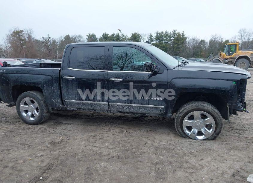 Photo 13 of 2018 Chevrolet Silverado 1500 2LZ (VIN 3GCUKSECXJG537367)