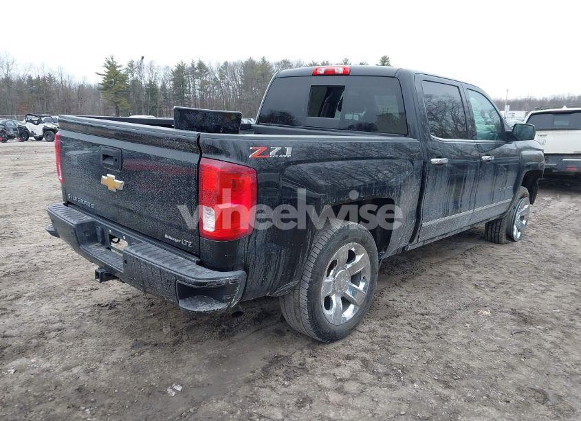 Photo 4 of 2018 Chevrolet Silverado 1500 2LZ (VIN 3GCUKSECXJG537367)