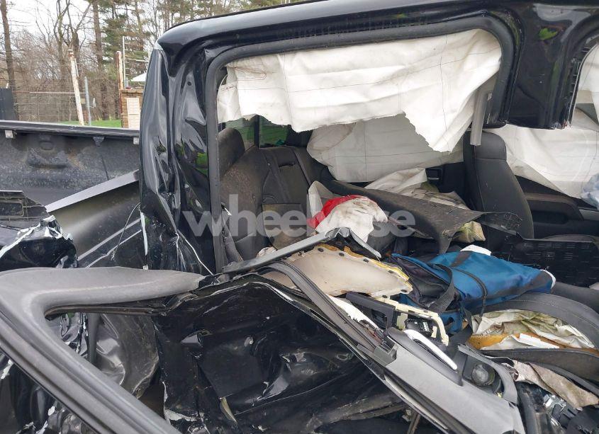 Photo 8 of 2018 Chevrolet Silverado 1500 2LZ (VIN 3GCUKSECXJG582759)