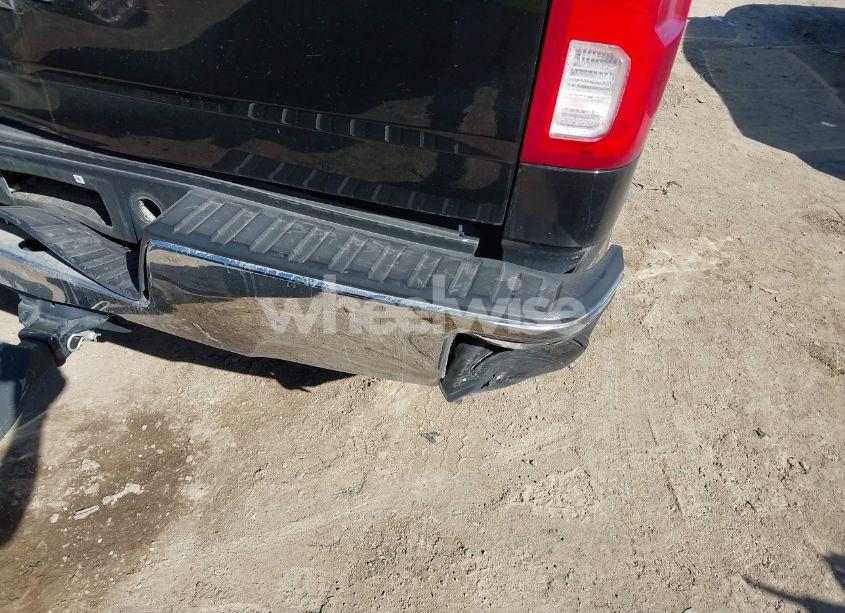 Photo 12 of 2018 Chevrolet Silverado 1500 1LZ (VIN 3GCUKSECXJG644368)