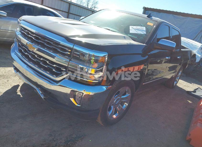 Photo 2 of 2018 Chevrolet Silverado 1500 1LZ (VIN 3GCUKSECXJG644368)