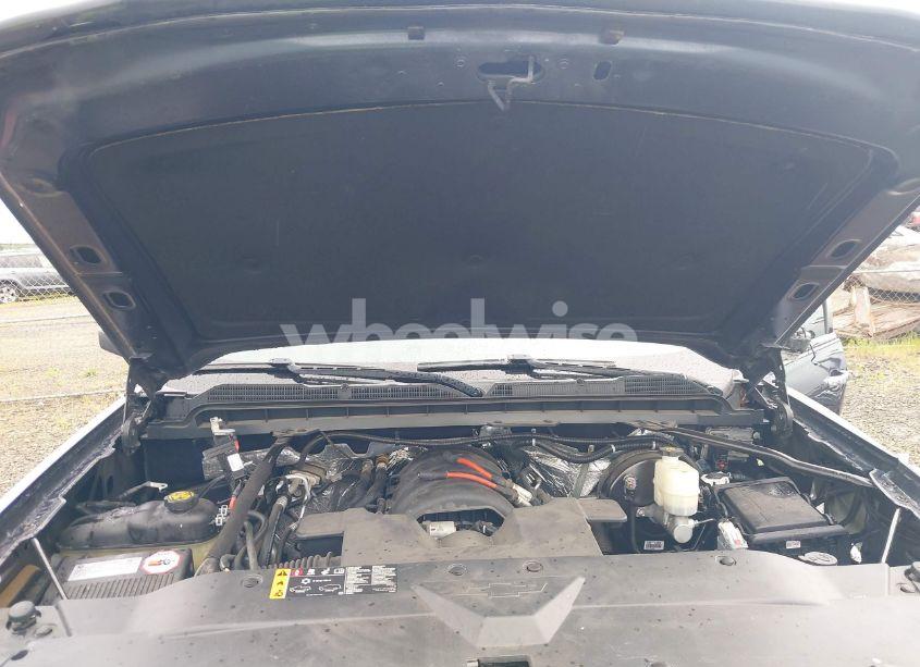 Photo 10 of 2018 Chevrolet Silverado 1500 2LZ (VIN 3GCUKSEJ0JG275115)