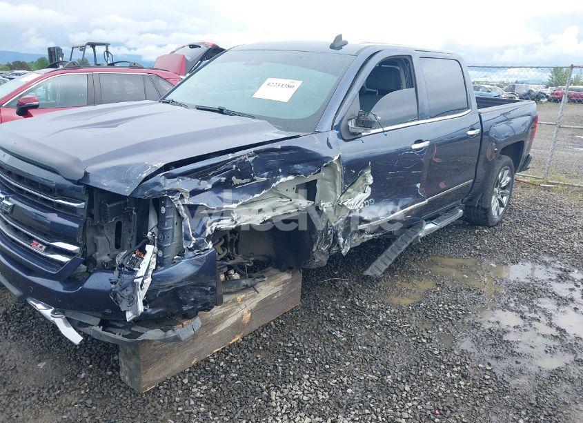 Photo 6 of 2018 Chevrolet Silverado 1500 2LZ (VIN 3GCUKSEJ0JG275115)