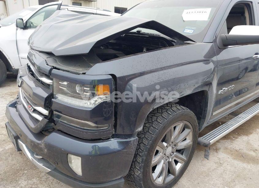 Photo 6 of 2018 Chevrolet Silverado 1500 2LZ (VIN 3GCUKSEJ0JG283666)