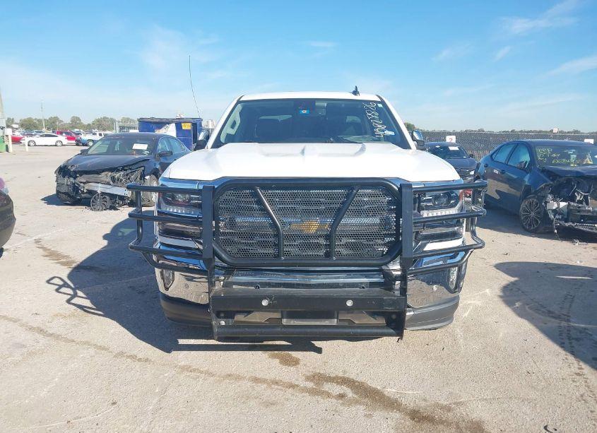 Photo 12 of 2018 Chevrolet Silverado 1500 1LZ (VIN 3GCUKSEJ0JG500861)