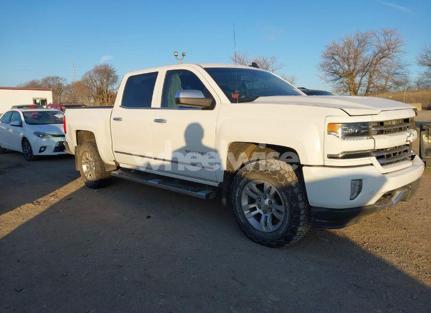 2016 Chevrolet Silverado 1500 2LZ (VIN 3GCUKSEJ2GG324890) main photo