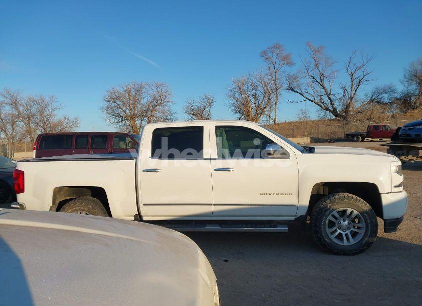 Photo 13 of 2016 Chevrolet Silverado 1500 2LZ (VIN 3GCUKSEJ2GG324890)