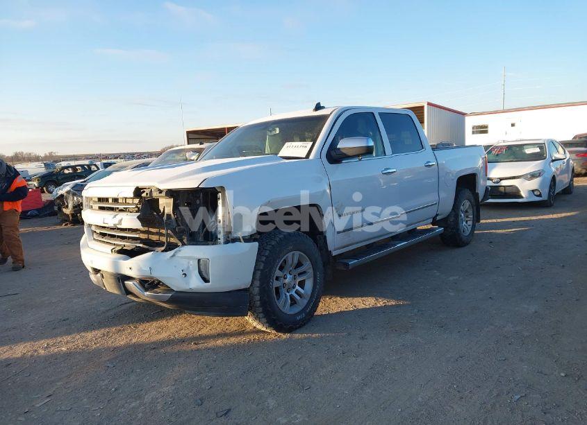Photo 2 of 2016 Chevrolet Silverado 1500 2LZ (VIN 3GCUKSEJ2GG324890)