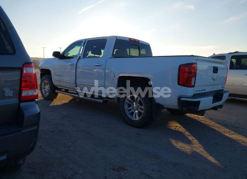 Photo 3 of 2016 Chevrolet Silverado 1500 2LZ (VIN 3GCUKSEJ2GG324890)