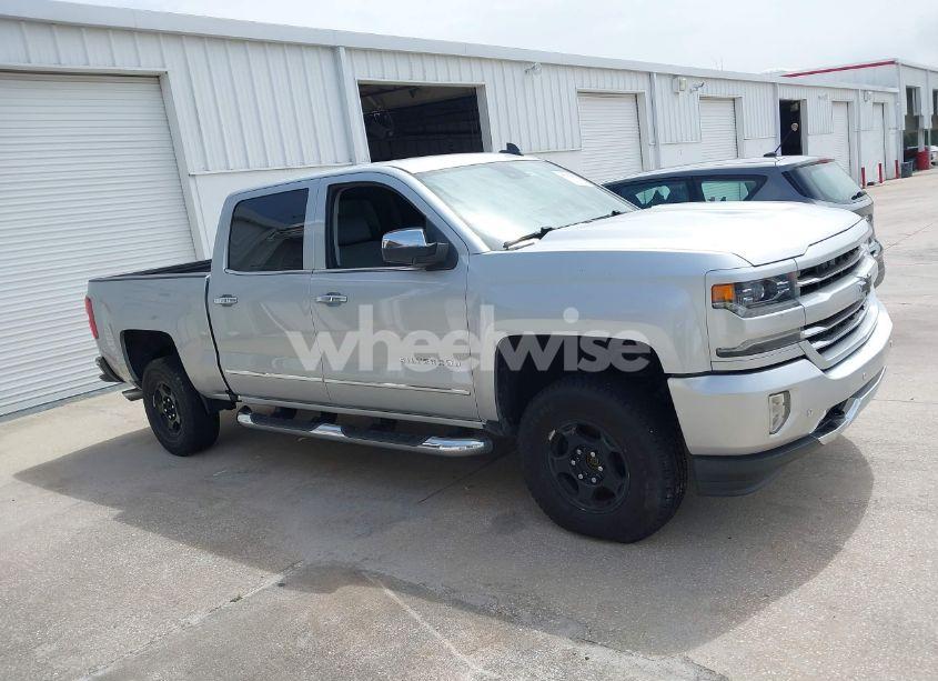 Photo 13 of 2017 Chevrolet Silverado 1500 2LZ (VIN 3GCUKSEJ4HG185444)