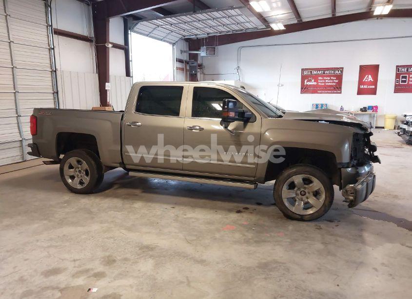 Photo 14 of 2017 Chevrolet Silverado 1500 2LZ (VIN 3GCUKSEJ4HG328926)