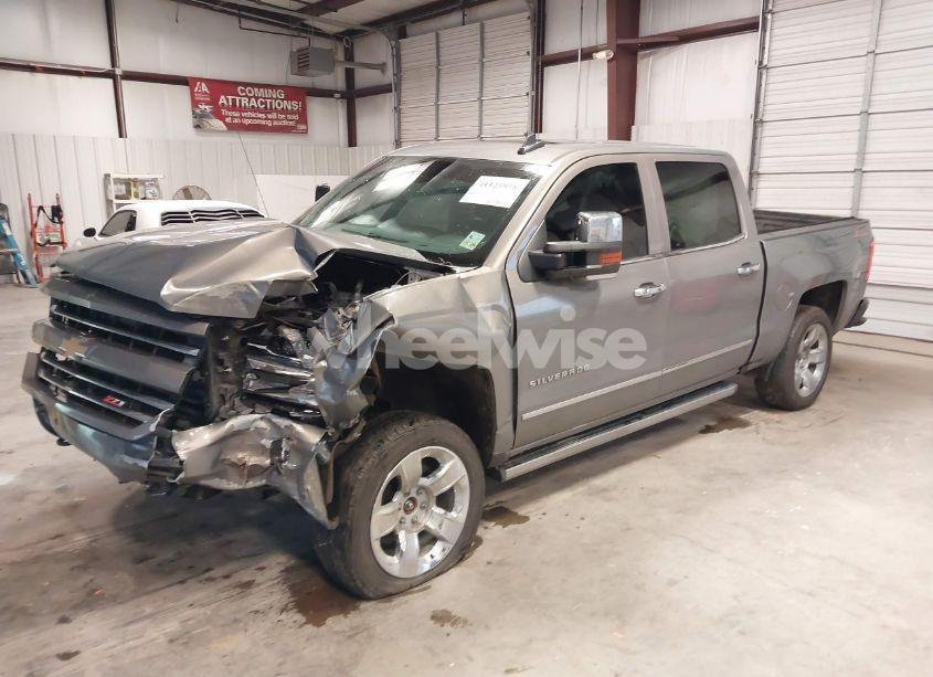 Photo 2 of 2017 Chevrolet Silverado 1500 2LZ (VIN 3GCUKSEJ4HG328926)