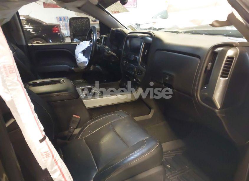 Photo 5 of 2017 Chevrolet Silverado 1500 2LZ (VIN 3GCUKSEJ4HG328926)