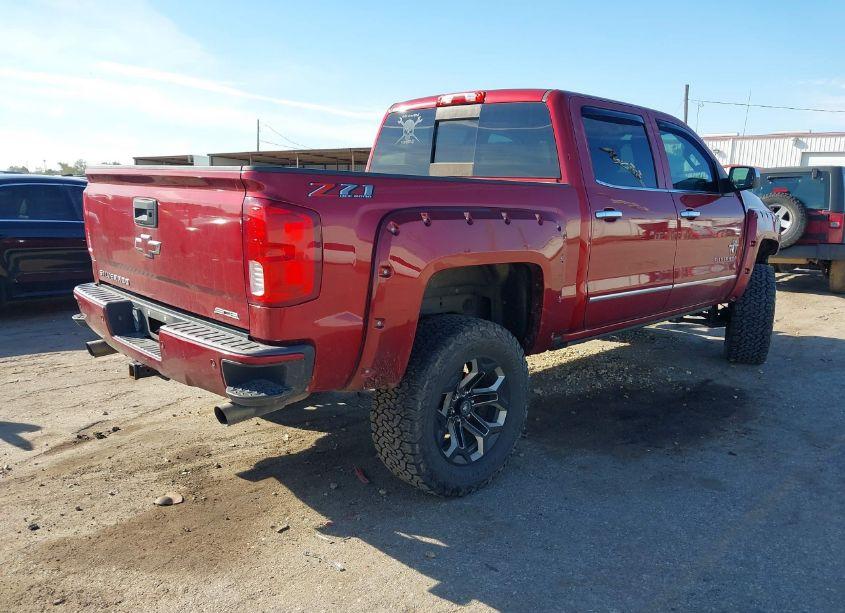 Photo 4 of 2018 Chevrolet Silverado 1500 2LZ (VIN 3GCUKSEJ4JG304969)