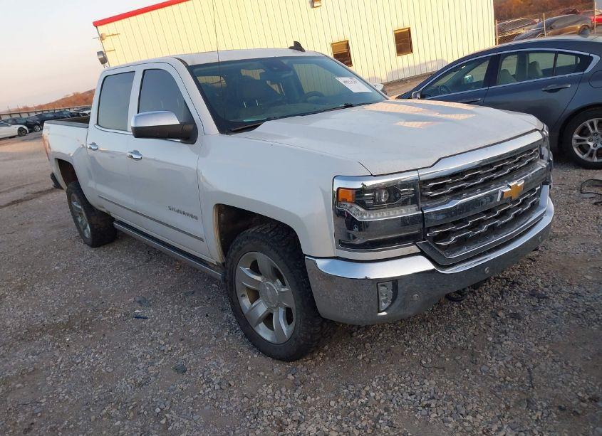 2018 Chevrolet Silverado 1500 1LZ (VIN 3GCUKSEJ4JG449252) main photo