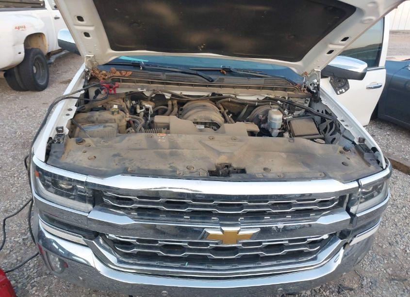 Photo 10 of 2018 Chevrolet Silverado 1500 1LZ (VIN 3GCUKSEJ4JG449252)