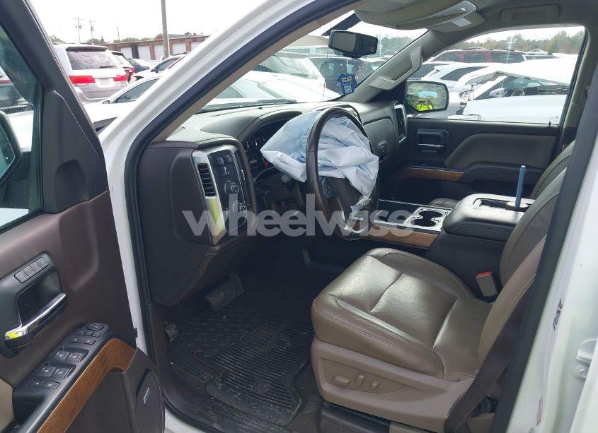 Photo 5 of 2018 Chevrolet Silverado 1500 1LZ (VIN 3GCUKSEJ4JG585879)