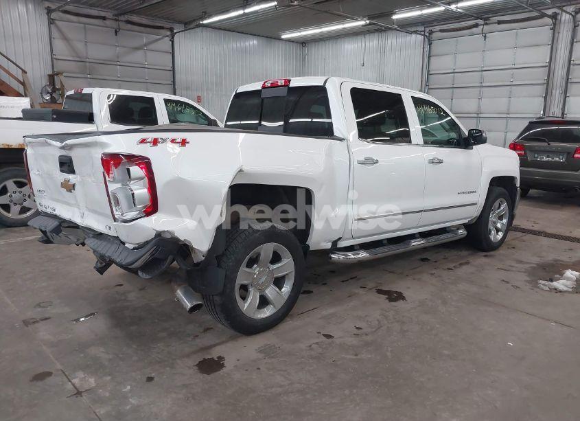 Photo 4 of 2017 Chevrolet Silverado 1500 1LZ (VIN 3GCUKSEJ5HG451652)