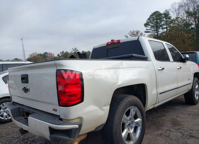 Photo 17 of 2015 Chevrolet Silverado 1500 2LZ (VIN 3GCUKSEJ7FG408945)