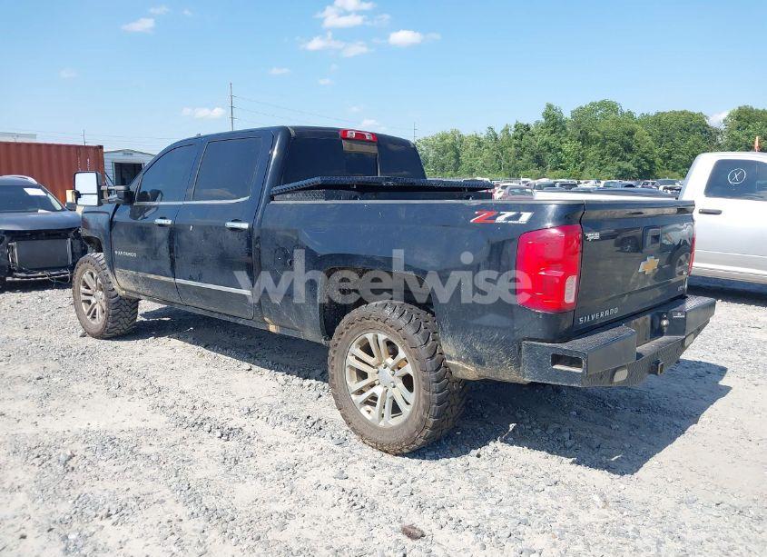 Photo 3 of 2018 Chevrolet Silverado 1500 2LZ (VIN 3GCUKSEJ8JG170287)