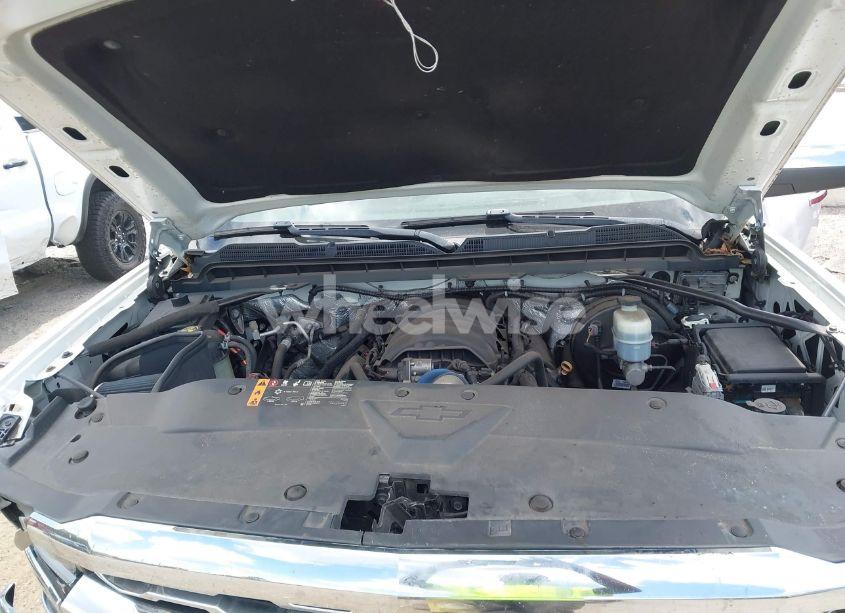 Photo 10 of 2018 Chevrolet Silverado 1500 1LZ (VIN 3GCUKSEJ8JG420160)