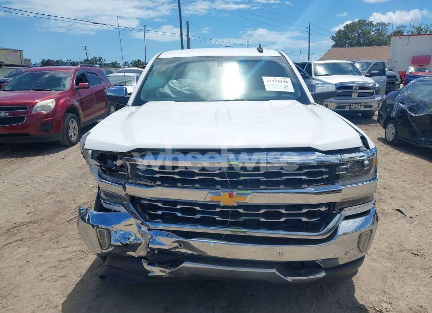 Photo 13 of 2018 Chevrolet Silverado 1500 1LZ (VIN 3GCUKSEJ8JG420160)