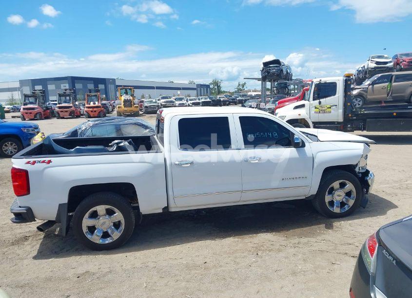 Photo 14 of 2018 Chevrolet Silverado 1500 1LZ (VIN 3GCUKSEJ8JG420160)