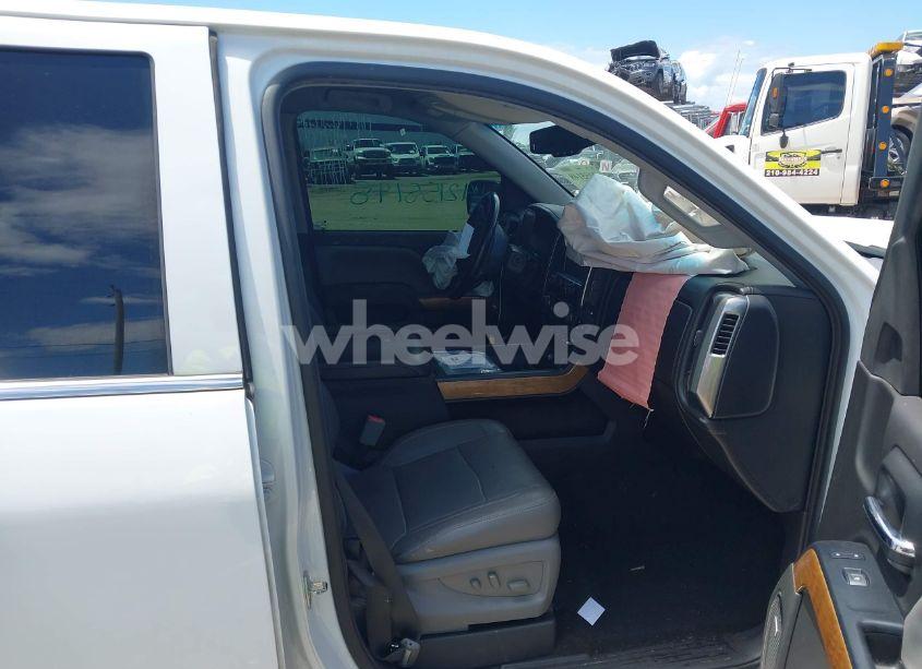 Photo 5 of 2018 Chevrolet Silverado 1500 1LZ (VIN 3GCUKSEJ8JG420160)