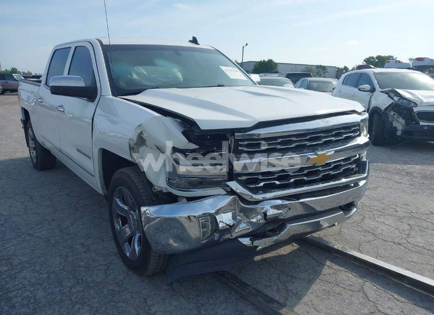Photo 6 of 2018 Chevrolet Silverado 1500 1LZ (VIN 3GCUKSEJ8JG420160)